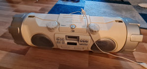 Radio JVC POWERED WOOFER CD SYSTWM RV - NB20W