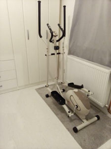Sobni bickl-Orbitrek gim at
