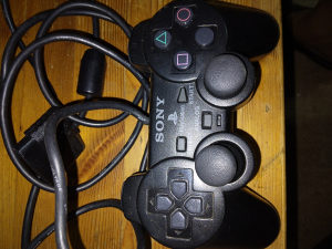 Sony Playstation kontroler