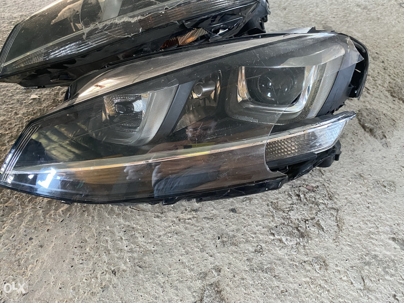 Lijevi far golf 7 GTD