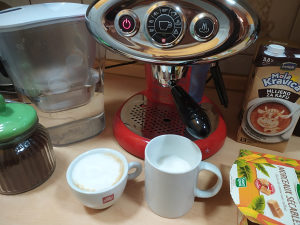 ILLY CAFE CAFFE KAFE APARAT