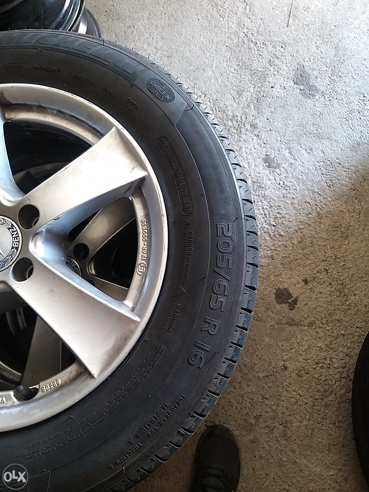 Felge R16 Mercedes W212 Michelin