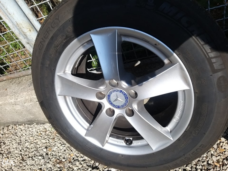 Felge R16 Mercedes W212 Michelin