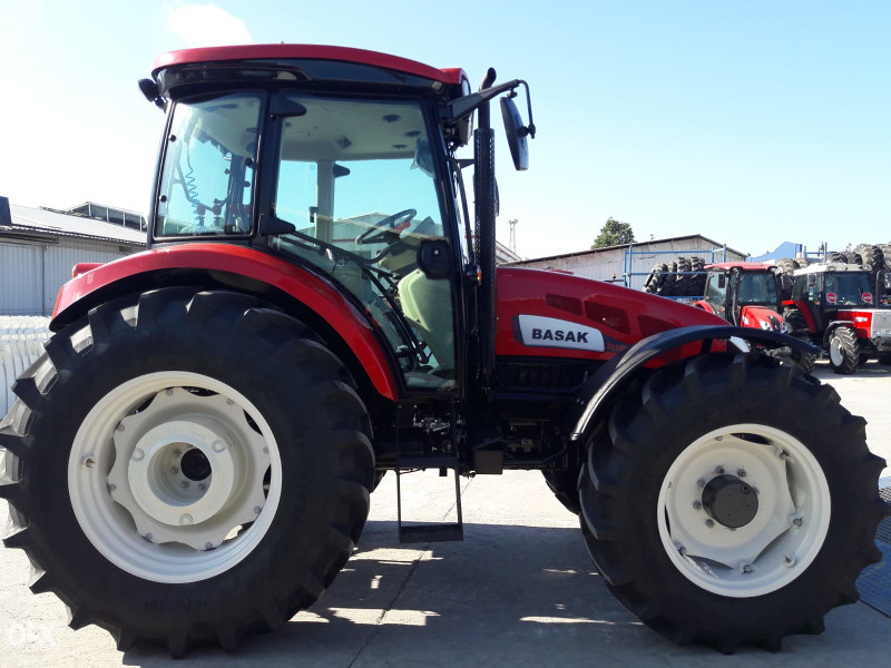 Traktor Basak 2110 S