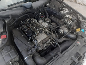 Motor Mercedes w 203 200 cdi