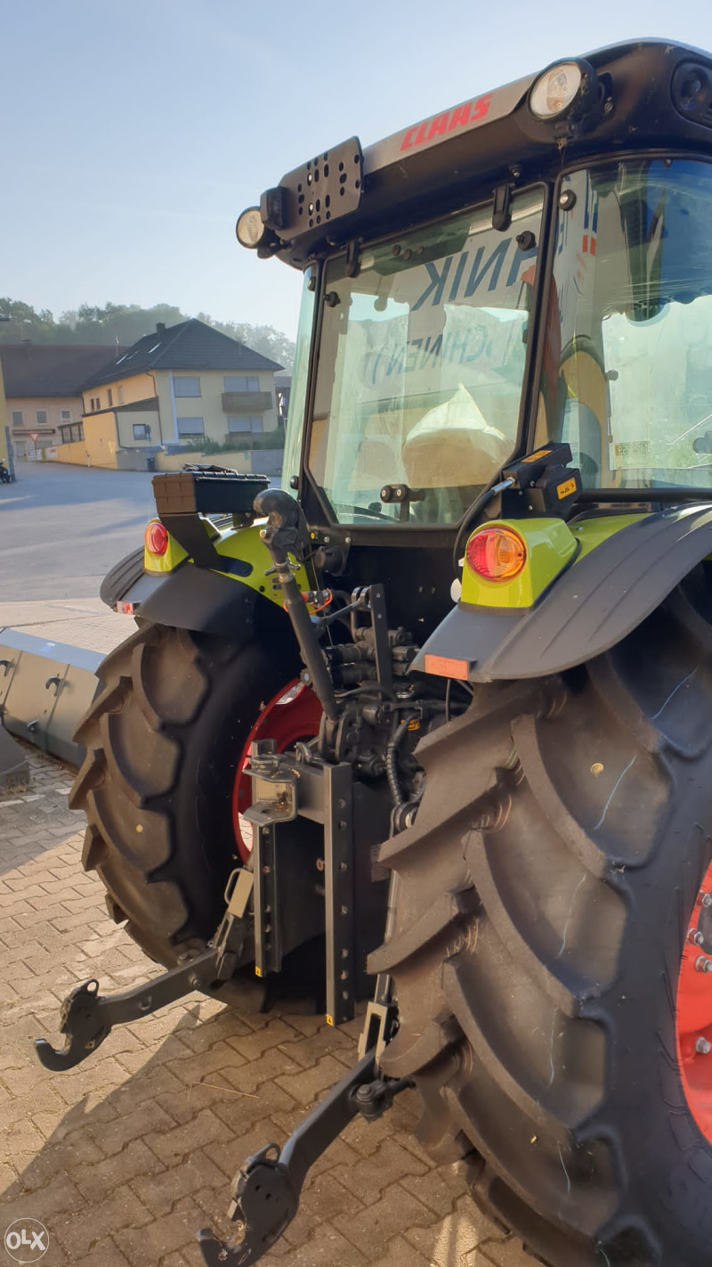 Traktor Claas Elios 210