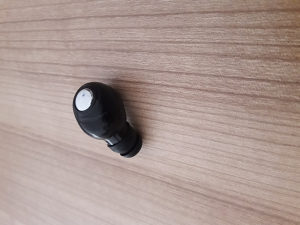 Bluetooth slušalica za uho