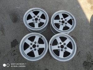 Audi A4 8W felge 16 8W0601025