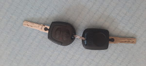 Ključevi za auto Škoda Superb Octavia Fabia original