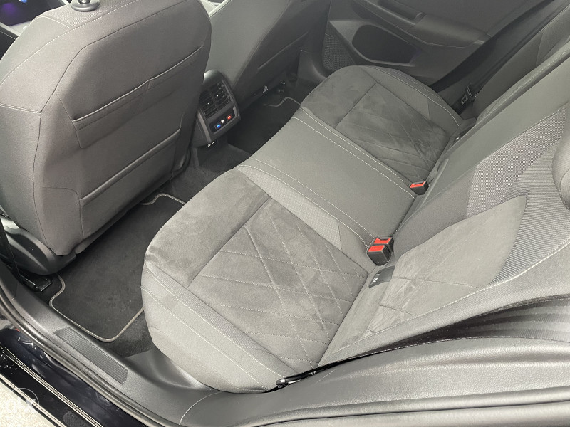 Volkswagen Golf 8 2.0 tdi Dsg