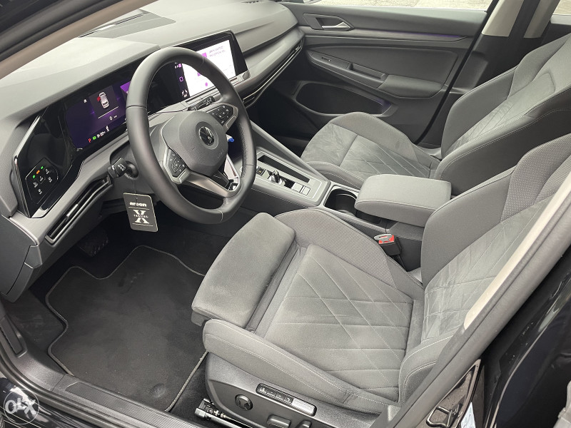 Volkswagen Golf 8 2.0 tdi Dsg