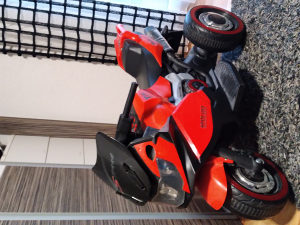 Motoric na baterije