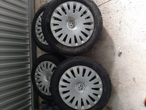 Celicne felge sa novim gumama 16 dot 20