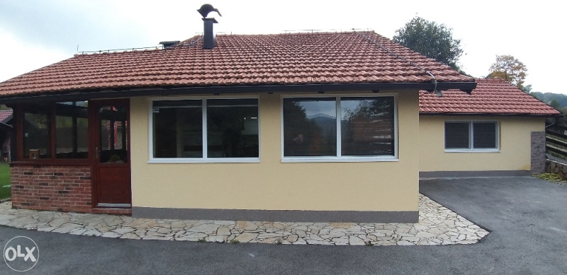 KUCA SA BAZENOM-DOKANJ-BAKALUŠE-TUZLA