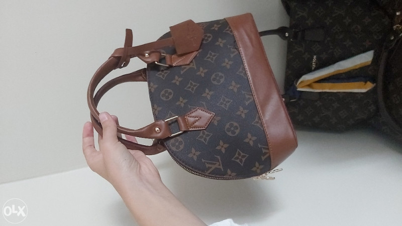 Louis Vuitton torba!!! Dostupno odmah!!!