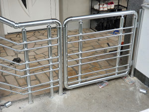 Aluminijska ograda visoki sjaj 7sipki plus ruhkovat