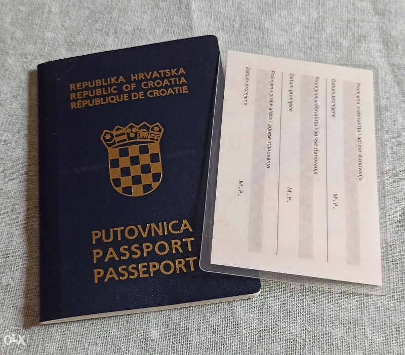 Hrvatski pasoš putovnica + hrvatska osobna iskaznica Pisma dokumenti i ostalo OLX.ba