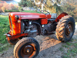 Traktor imt 558