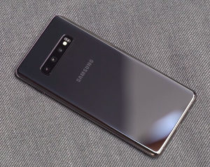 Samsung Galaxy S10 Duos