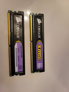 Radna memorija Crosair DDR2  800mhz 2x1GB