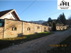 Vikendica/ Pazarić/