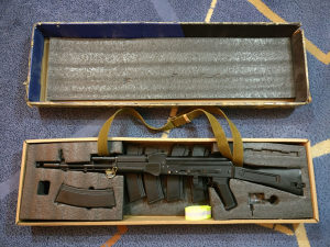AK AK74 AK-74 Airsoft replika elektricna + 5 magazina