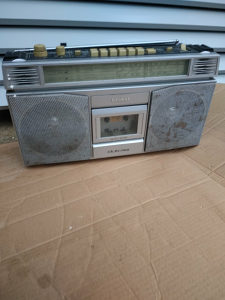 Stari radio simens