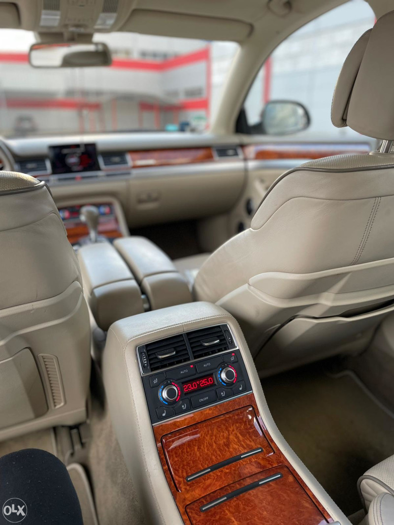 Audi A8 L 4.2 TDI 2008 g.