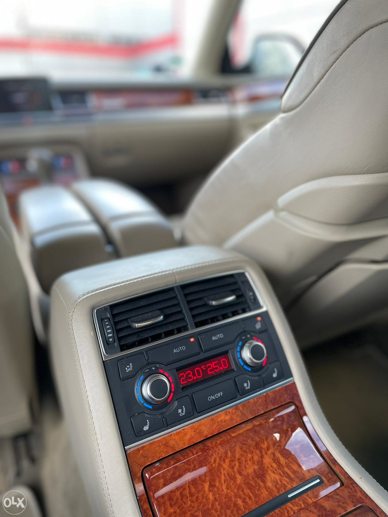 Audi A8 L 4.2 TDI 2008 g.