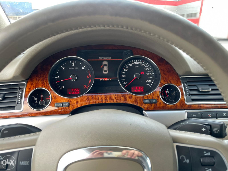 Audi A8 L 4.2 TDI 2008 g.