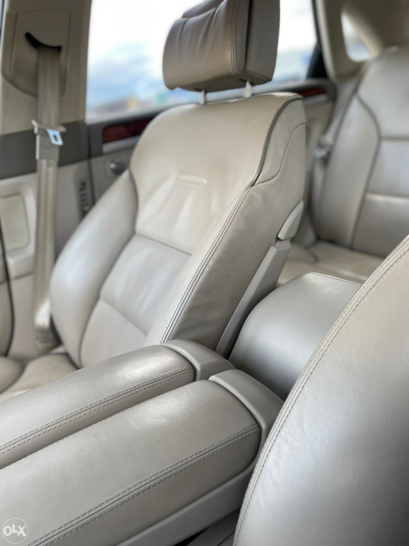 Audi A8 L 4.2 TDI 2008 g.