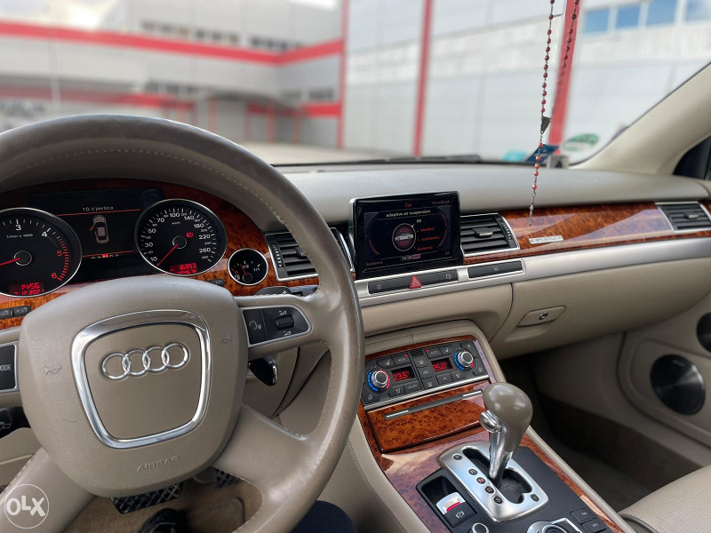 Audi A8 L 4.2 TDI 2008 g.