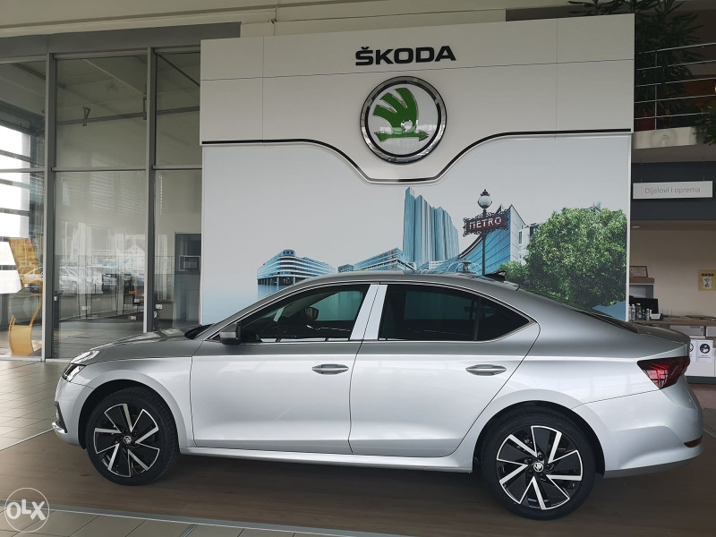 OCTAVIA A8 STYLE