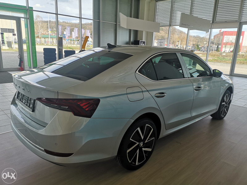 OCTAVIA A8 STYLE
