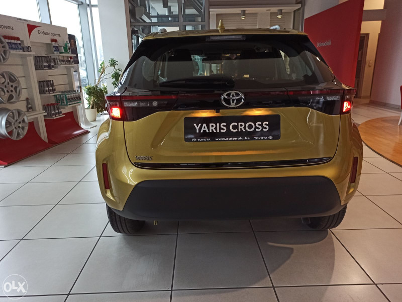 Toyota Yaris Cross 1.5 VVT-iE SOL