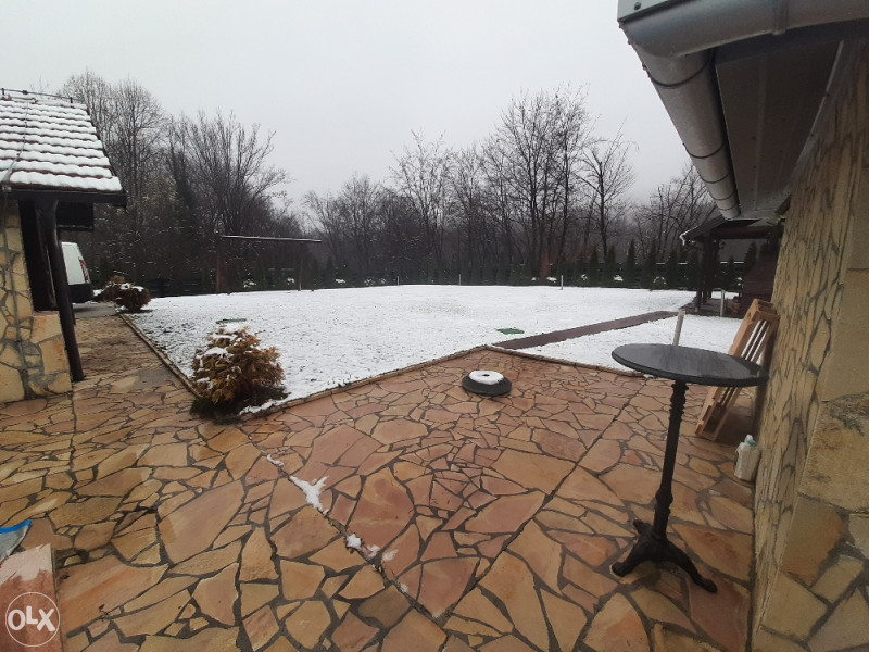 KUCA SA BAZENOM-DOKANJ-BAKALUŠE-TUZLA