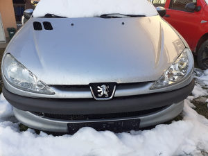 Prednja hauba peugeot pezo 206 01-04