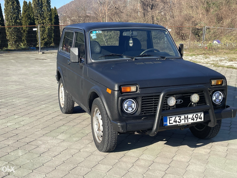 超貴重 LADA NIVA ラーダニーヴァ 整備書 サービスマニュアル 【送料