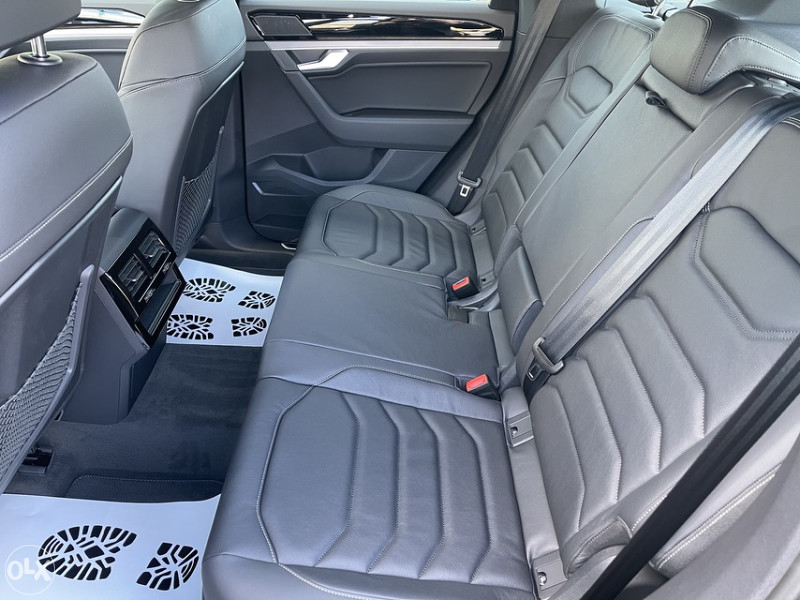 VW Touareg R-Line 3.0 TDI 4Motion 2022.god