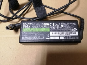 Punjac za laptop Sony 19.5 V - 2 A
