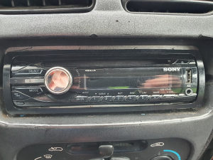 SONY GT 44 CD player USB AUX Auto radio