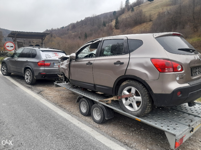 DIJELOVI HYUNDAI TERRACAN SANTA FE - Automobili u dijelovima - OLX.ba