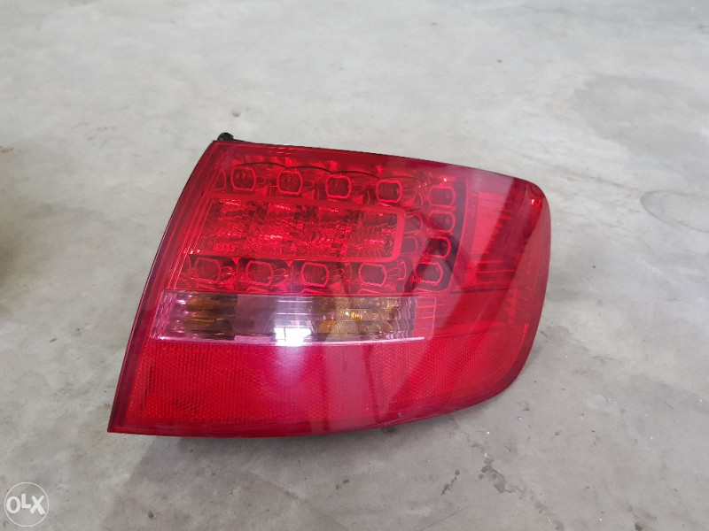 Desna štopka štop svjetlo za Audi A6 4F Led