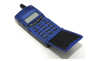 Telefon Ericsson T10s NOV!!