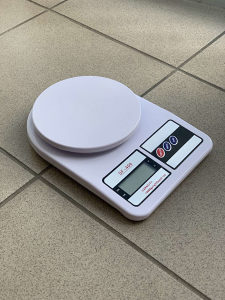 Digitalna kuhinjska vaga električna do 10 kg