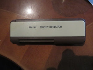 detektor laznog novca