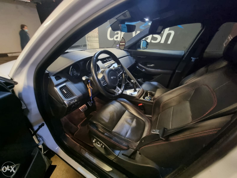 Jaguar E-Pace r-dynamic first edition 1. Vlasnik