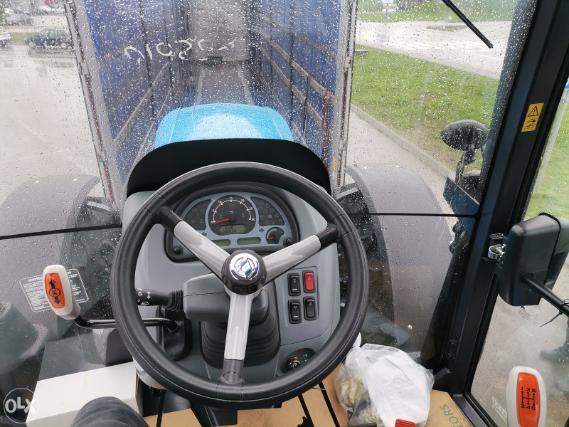 Traktor LANDINI model LANDPOWER 135 Techno