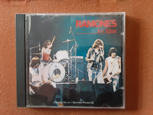 Ramones- it's alive