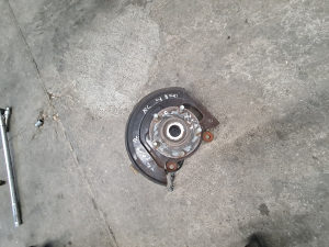 GLAVCINA SA LEZAJEM NISSAN QASHQAI